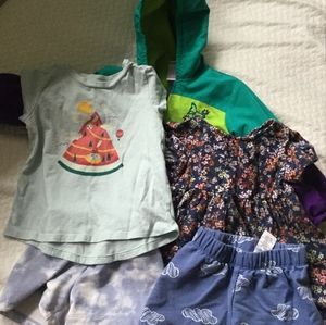 Toddlers 2T clothing